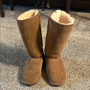 BearPaw Chestnut Suede Boots